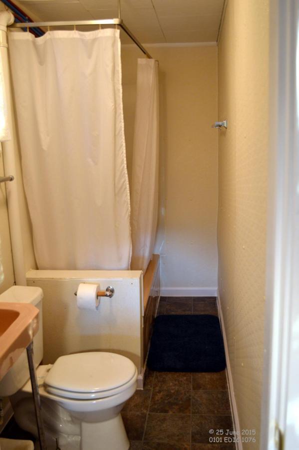 Edgewater Inn & Cottages Eagle River Ruang foto