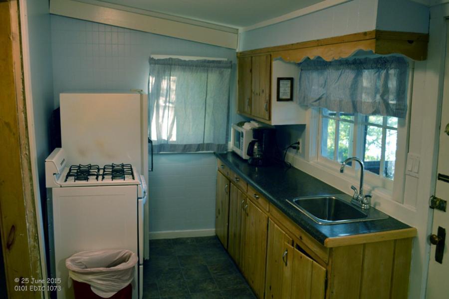 Edgewater Inn & Cottages Eagle River Ruang foto