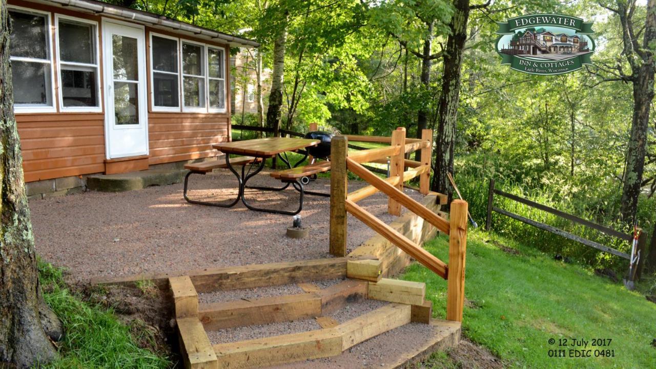 Edgewater Inn & Cottages Eagle River Ruang foto